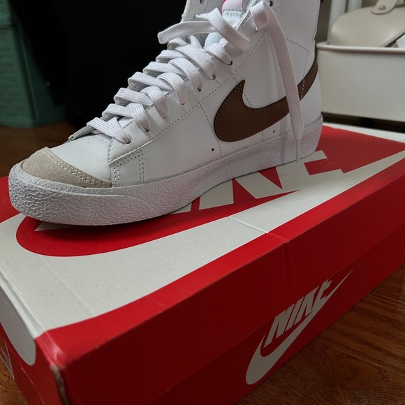 Nike Blazer Mid '77 GS - Picture 5 of 6